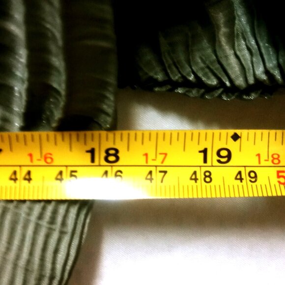 Zara Women's Shirt Size Medium Olive Green Crop Top Textured Puff Sleeve Top - Picture 9 of 9